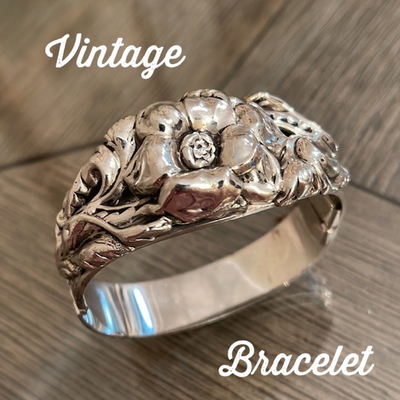 Vintage Jewelry - Antique Victorian Silver Plate Flower Repousse Bracelet Hinged Bangle